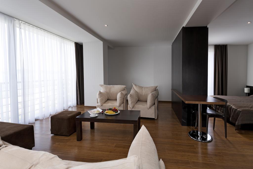 Romantique Dojran Hotel Exterior foto